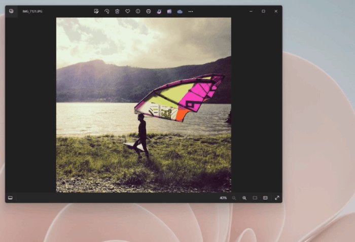 Windows 照片应用开始整合 Microsoft Designer 按钮 - WinDiscover