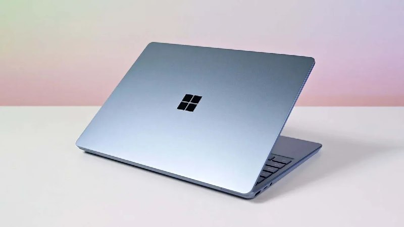 微软计划发布小尺寸版 Surface Laptop 及 Surface Pro 新品 - WinDiscover